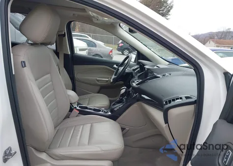 2016 Ford Escape Titanium из США, поврежденный, VIN 1FMCU0J95GUC19159